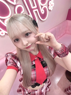 ピックアップキャスト あんず 『ゼロ×距離カフェ』 本町アイドル化プロジェクト -H.i.P.-・ホンマチアイドルカプロジェクト - 本町のコンカフェ