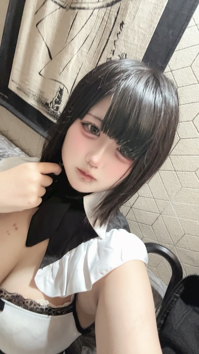 にこ