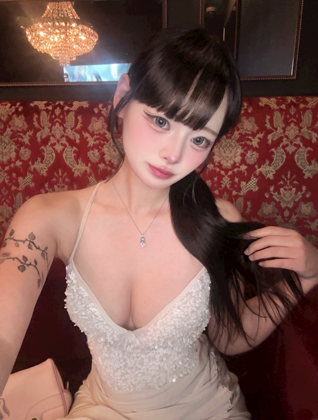 すい Club Actress