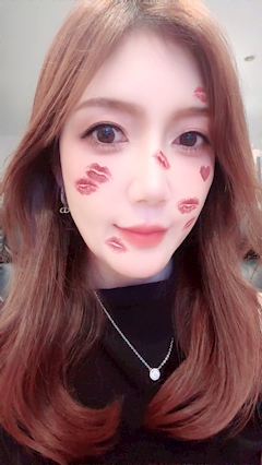 最近ブログを始めた女の子