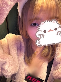 プロフィール写真3・あられ｜GIRLS BAR Queen Bee・クイーンビー - 向ヶ丘遊園のガールズバー