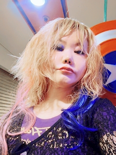 プロフィール写真3・まき|Bar Sea Summer・シーサマー - 歌舞伎町のパブ/スナック