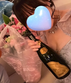 プロフィール写真2・あや｜Mrs.CAFE～離宮～・ミセスカフェ リキュウ - 名古屋 錦の熟女パブ/熟女キャバクラ