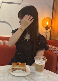最近ブログを始めた女の子