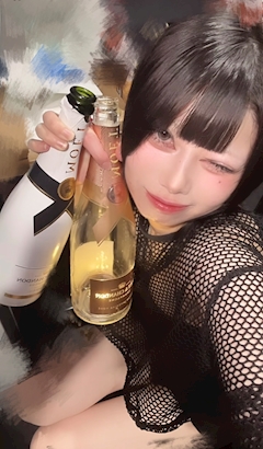 プロフィール写真3・天羽りお|パーティー×パーティー - 歌舞伎町のガールズバー