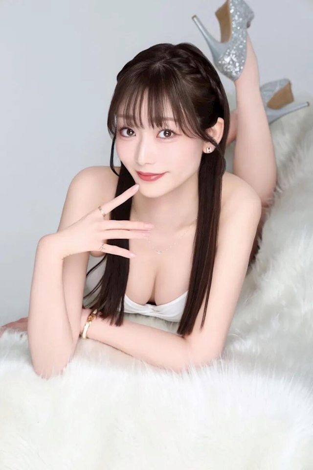 ゆいな CLUB BACHERON