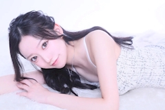 プロフィール写真1・しおん｜GLARE・グレア - 上野のキャバクラ