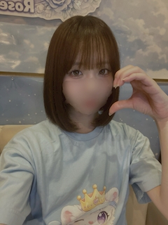 プロフィール写真1・める｜ろぜきゃす・ロゼキャス - 池袋東口のコンカフェ