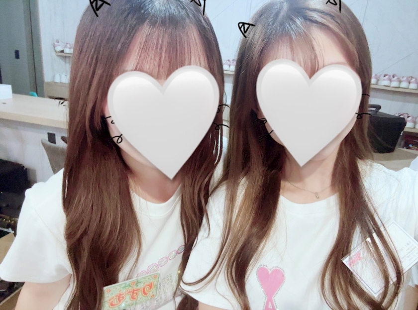 キャスト同士で撮影した仲良し写真