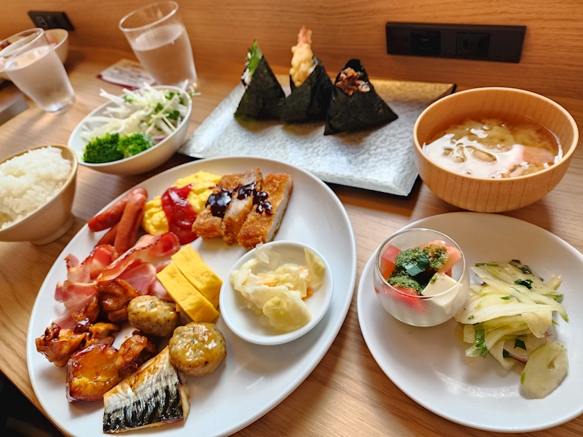 山﨑 相談役・教育員 Lux lounge 間・ラグズ ラウンジ マ - 名古屋 錦のクラブ/ラウンジ