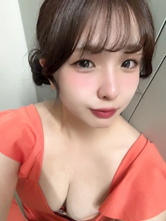 プロフィール写真3・花宮みかん｜LOUNGE feliis・フェリーズ - 三重 津のクラブ/ラウンジ