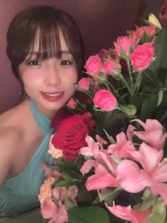プロフィール写真2・花宮みかん｜LOUNGE feliis・フェリーズ - 三重 津のクラブ/ラウンジ