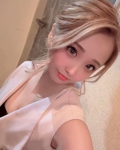プロフィール写真2・如月葵｜NEO Lounge Face・フェイス - 三重 四日市のクラブ/ラウンジ