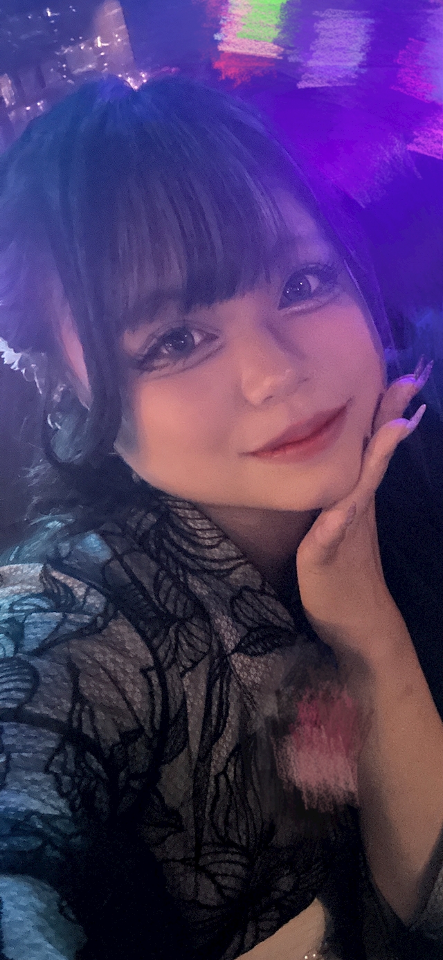 まこ NEO Lounge Face