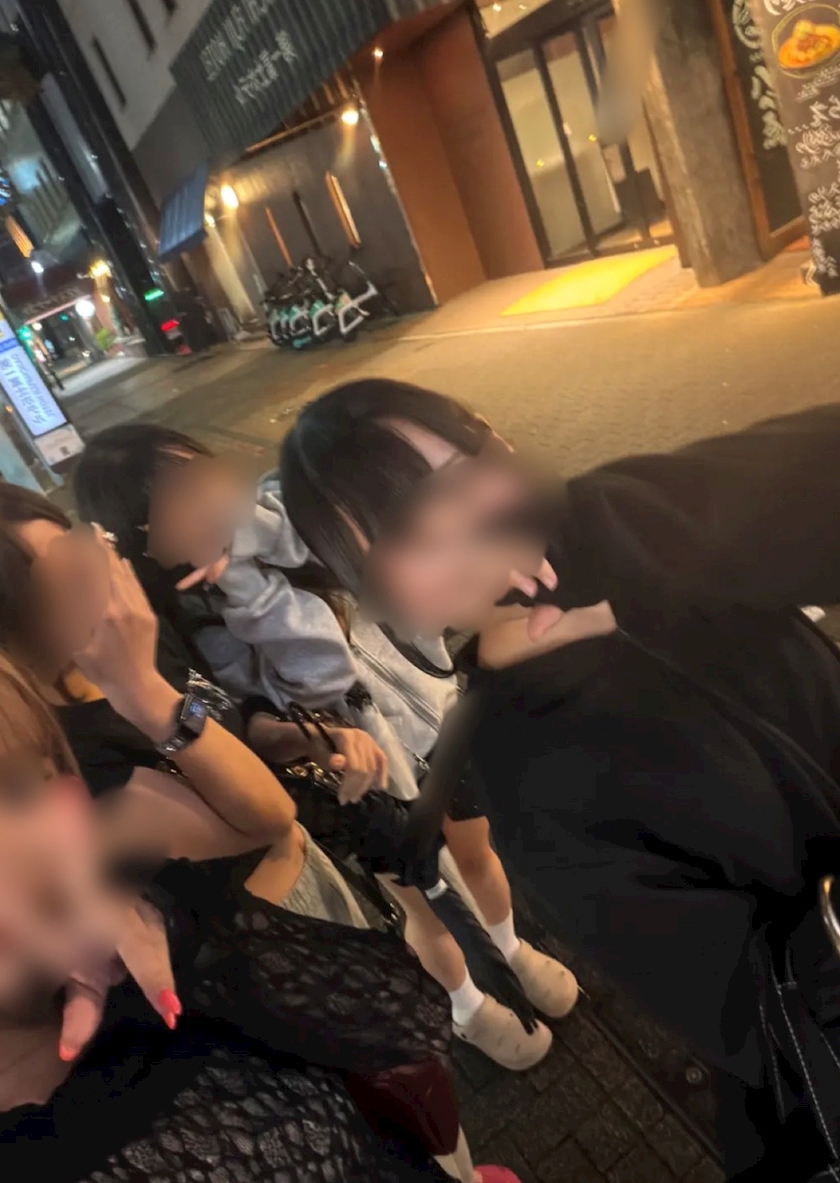 キャスト同士で撮影した仲良し写真