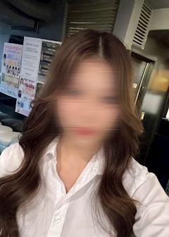 プロフィール写真1・じう｜miu-miu・ミュウミュウ - 池袋西口のキャバクラ