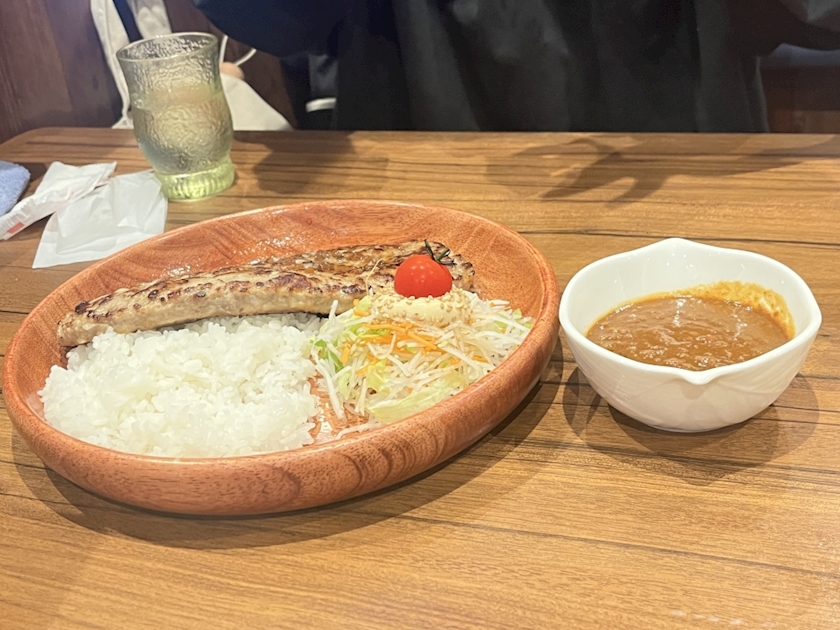 あいな
