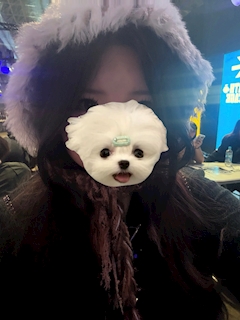 プロフィール写真1・ゆうり｜GIRLS BAR Queen Bee・クイーンビー - 向ヶ丘遊園のガールズバー