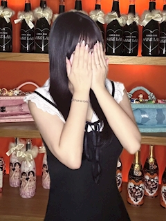 プロフィール写真1・りり꒰ GirlsBar SAKELAB ꒱｜SAKE LAB・サケラボ - 歌舞伎町のガールズバー