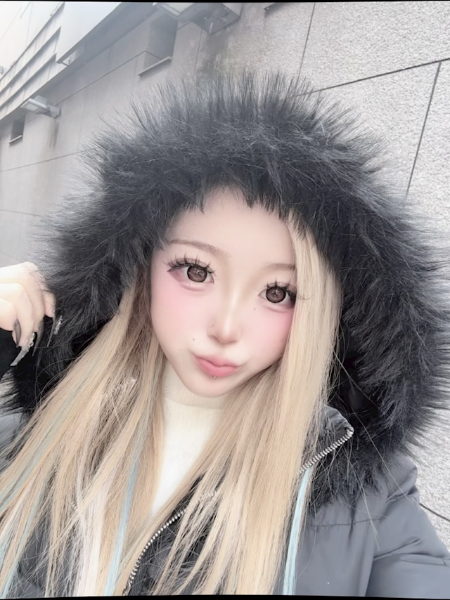 あや