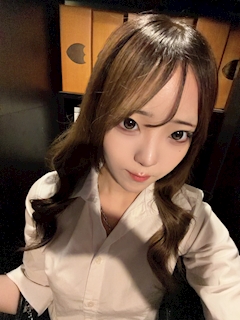 プロフィール写真1・りい|miu-miu・ミュウミュウ - 池袋西口のキャバクラ