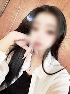 プロフィール写真2・れいな｜Girl's Bar Bellux・ベルクス - 名古屋 名駅のガールズバー