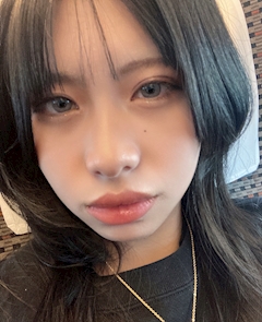 プロフィール写真3・りや|Girls Bar AHKAH’s 豊田土橋店・アーカーズ トヨタツチハシ - 豊田のガールズバー