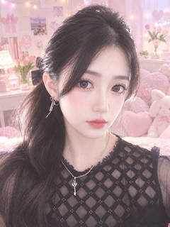 プロフィール写真1・霞 佳歩˚₊·—̳͟͞͞♡ ロイヤル|CLUB ROYAL・ロイヤル - 中洲の熟女キャバクラ