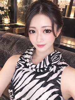 プロフィール写真2・霞 佳歩˚₊·—̳͟͞͞♡ ロイヤル|CLUB ROYAL・ロイヤル - 中洲の熟女キャバクラ