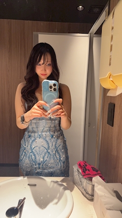 プロフィール写真4・花怜🩵🪽新橋King&Queen|新橋キャバクラ キング・アンド・クイーン