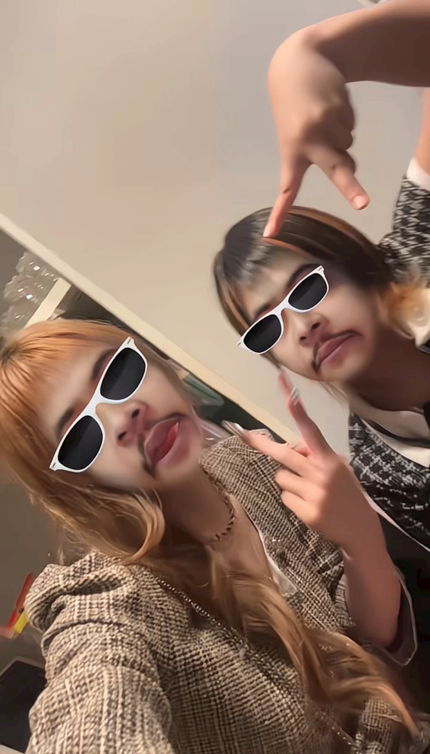 りの GIRLS BAR SEVEN7・セブン - 熊本市・下通りのガールズバー