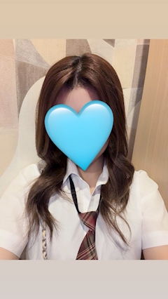 Z CAFE女性キャストしおん