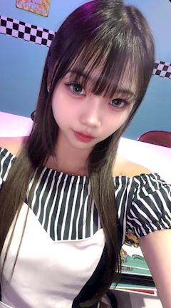 プロフィール写真3・しのん｜Muraz -diner doll-・ミュラズ ダイナードール - 歌舞伎町のガールズバー