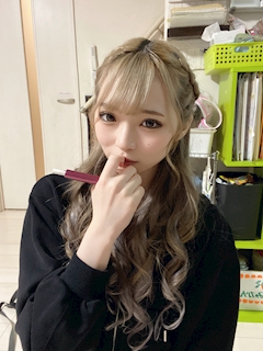 プロフィール写真3・もも　vivienne｜Vivienne西口店・ヴィヴィアン - 池袋西口のキャバクラ
