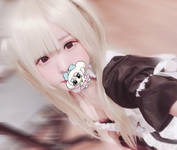 しあ Snack Isis