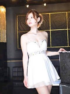 プロフィール写真4・しおり｜松阪 キャバクラ・ニューヨーク