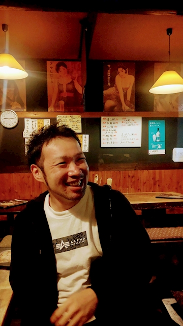 ヒゲ面、解消中