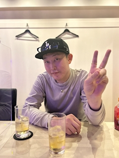 知洸