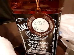 まいちゃんと一緒に美味しいご飯を食べてからJJ-HOUSEに行きました