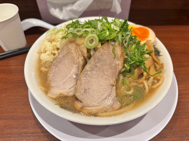 りゅてゃ