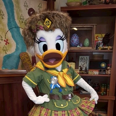デイジーまこ