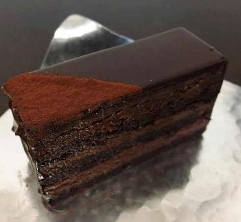 アメール80 と言う賞味期限3時間の幻のチョコレートケーキ パティスリー カーヴァンソン Patisserie K Vincent 飯田橋 神楽坂 その他 ポケパラplus