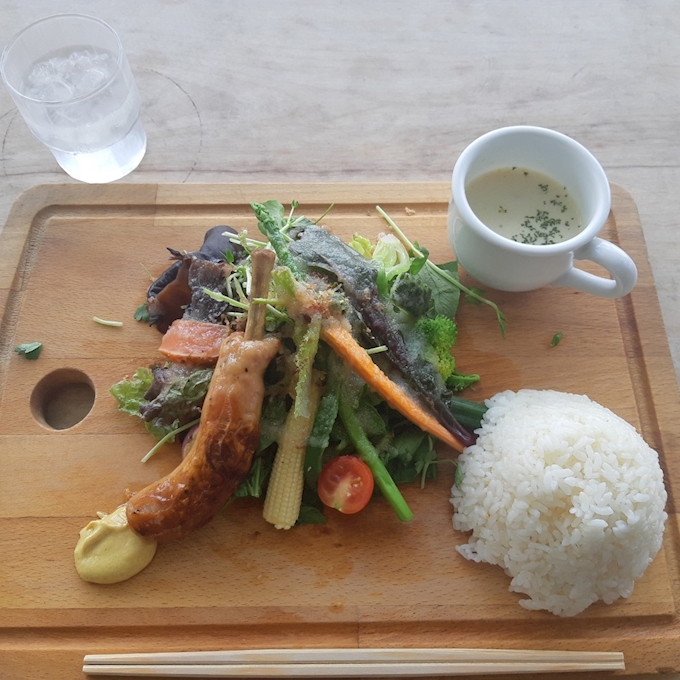 世界遺産を見てヘルシーなランチ パティスリー フラワー 竹内街道軽里店 Patisserie Flour 藤井寺 その他 ポケパラplus