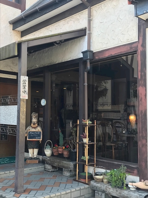 家庭的な雰囲気と 優しい笑顔溢れる Mimoza ミモザ 松山市 カフェ 喫茶 ポケパラplus