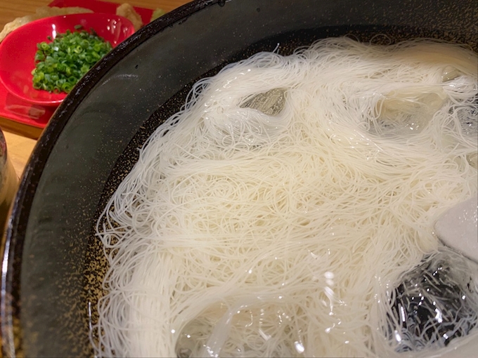 白髪素麺 元祖中洲そうめん 臣屋 ｶﾞﾝｿﾅｶｽｿｳﾒﾝ ｼﾞﾝﾔ 春吉 西中洲 その他 ポケパラplus