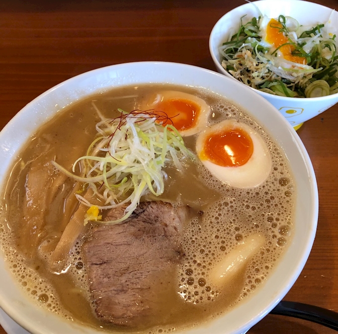 大阪 ラーメン研究所 旧店名 麺道 ともよし 梅田 ラーメン ポケパラplus