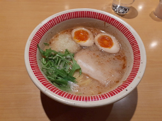 ラーメンちゃんneoのえび塩豚骨ラーメン ラーメンちゃんneo ﾈｵ 錦 ラーメン ポケパラplus
