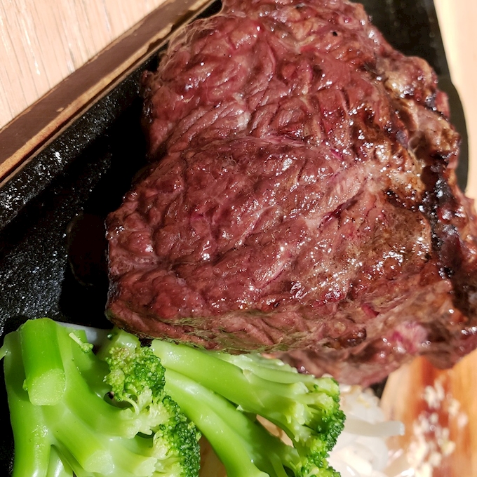 若いうちは とりあえず肉だ 金山筋肉ん 金山 居酒屋 ポケパラplus