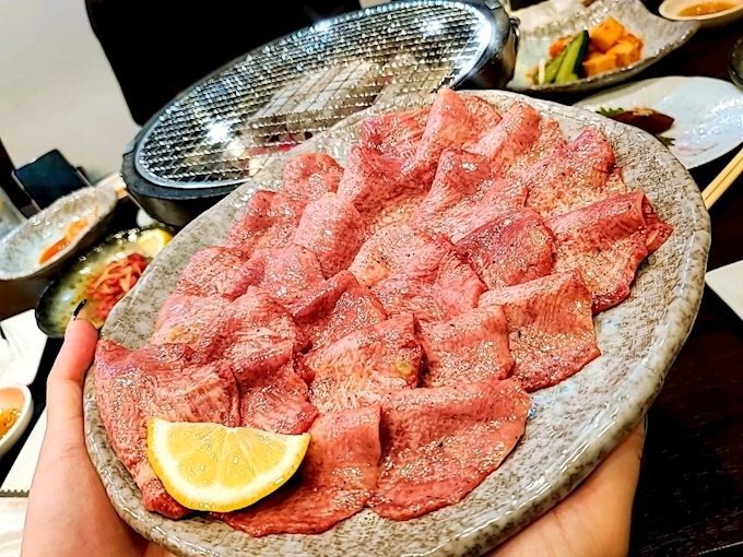 炭火焼肉 大歓>