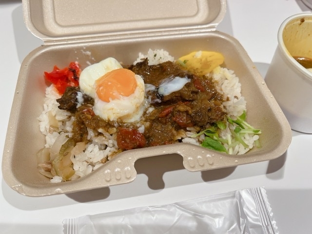 Uberでスパイスカレー』 - 本格スパイスカレー ヤドカリー 谷町コーラ